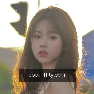何俊